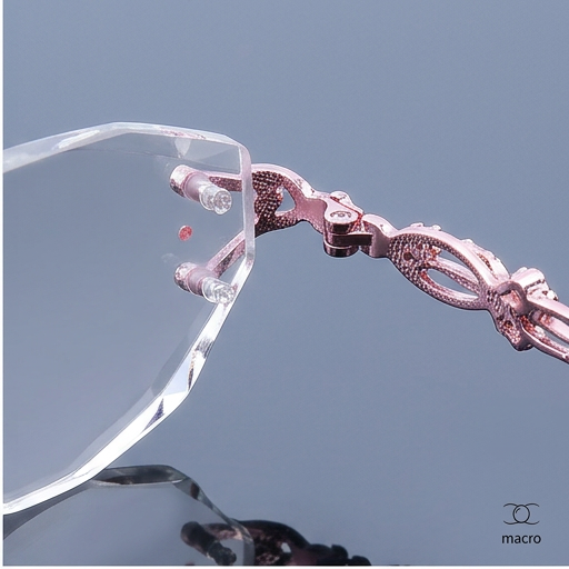 The Essential - Pink-Colorless