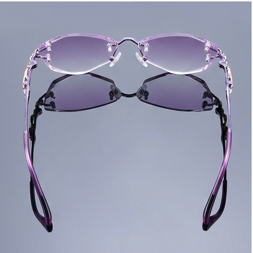 The Essential - Purple-Photo Violet